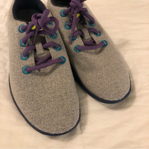 AllBirds wool runners, gray, Like new - Picture 7 of 10
